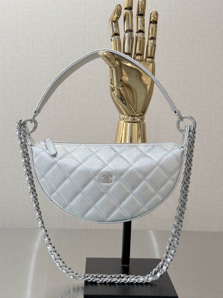 Chanel 26s