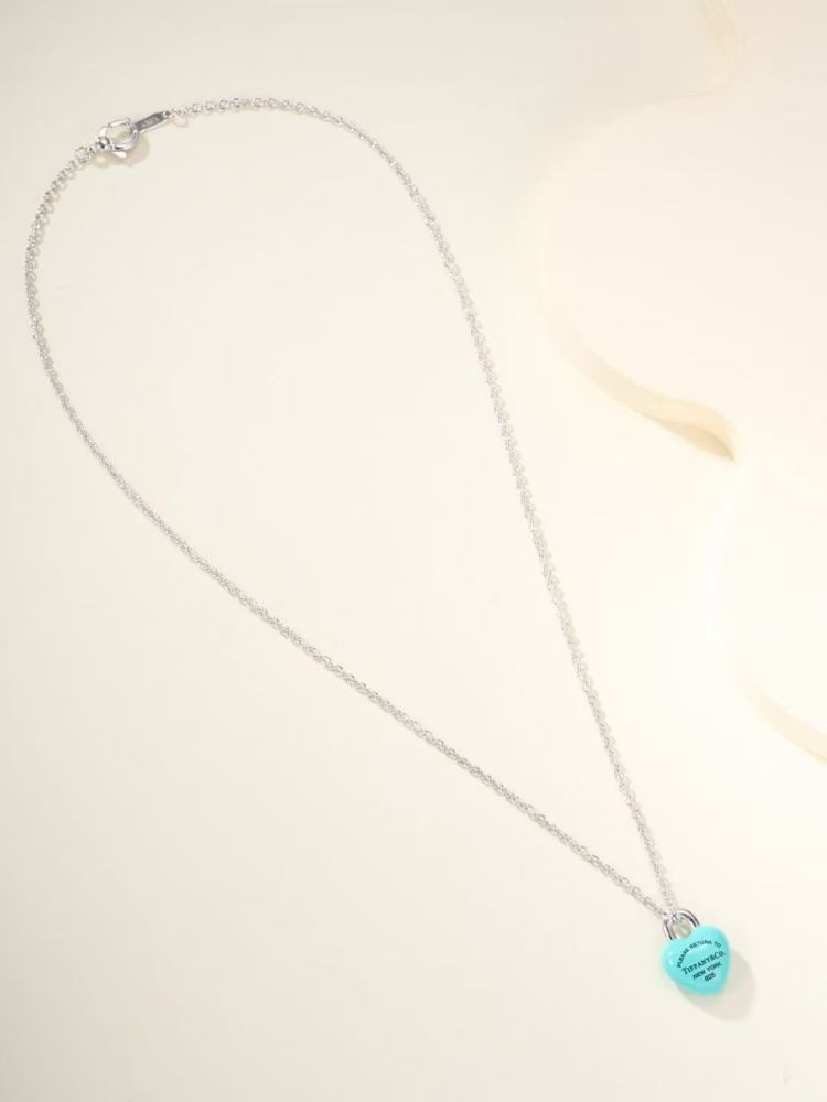 Tiffany Enamel Heart Necklace（42cm）