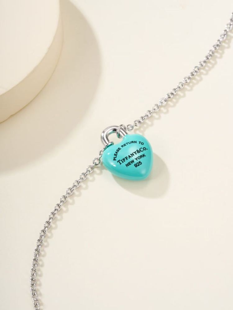 Tiffany Enamel Heart Necklace（42cm）