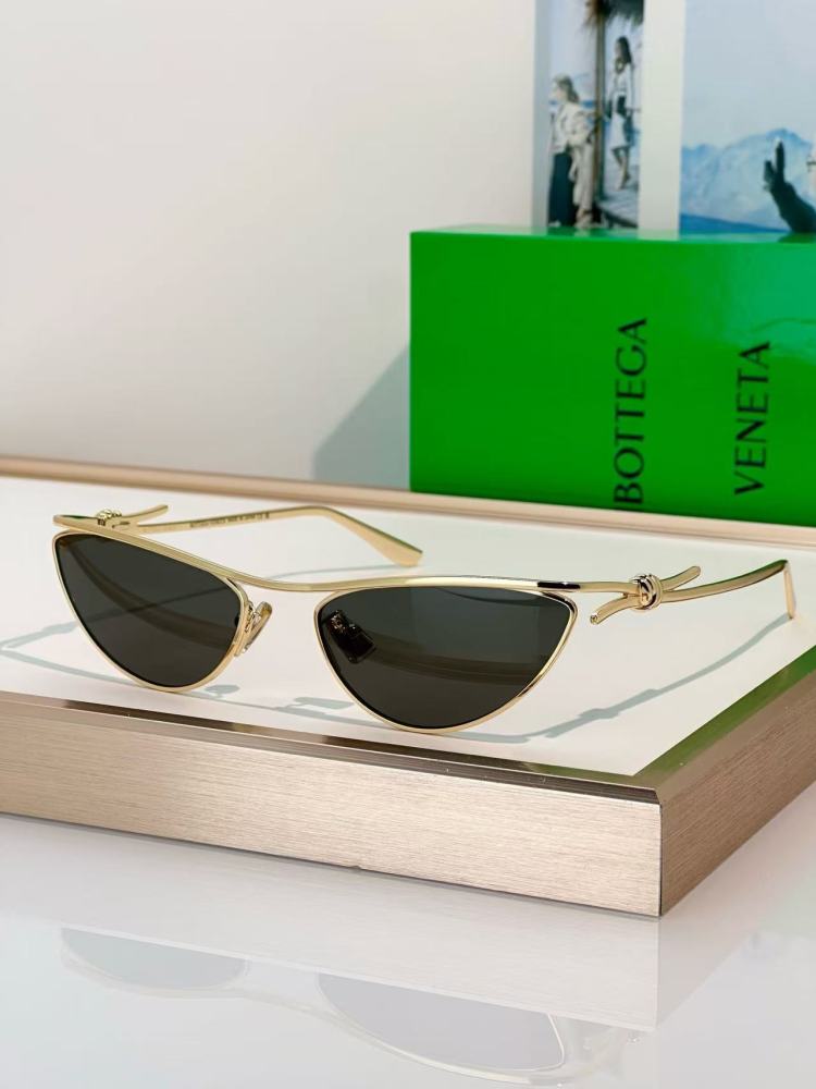 Bottega Veneta Sunglasses