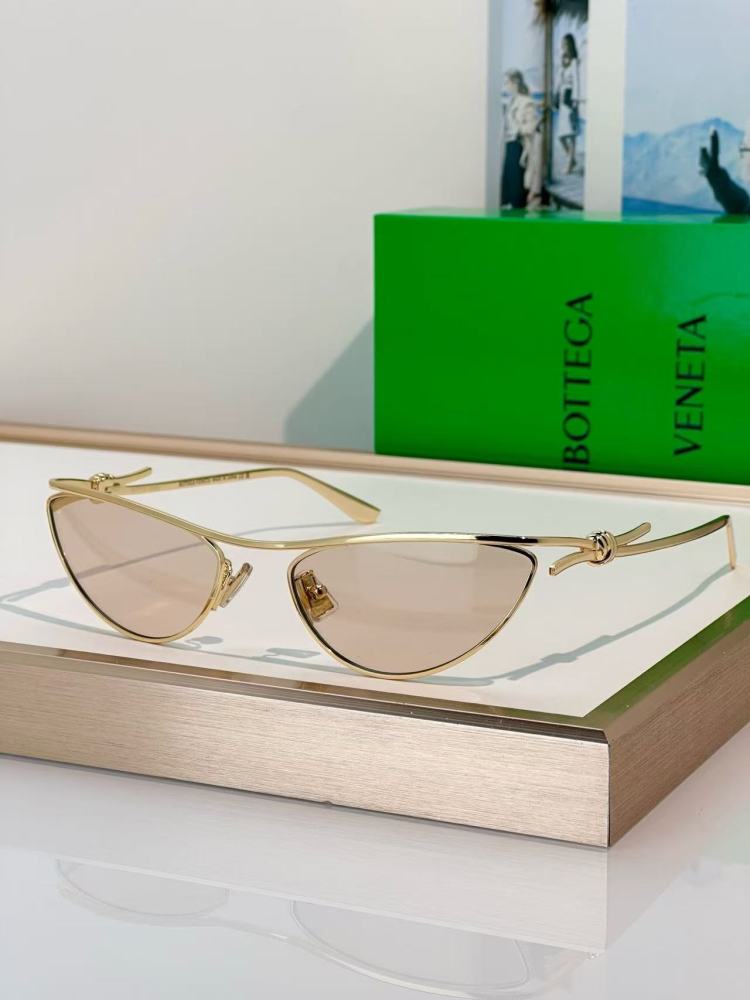 Bottega Veneta Sunglasses