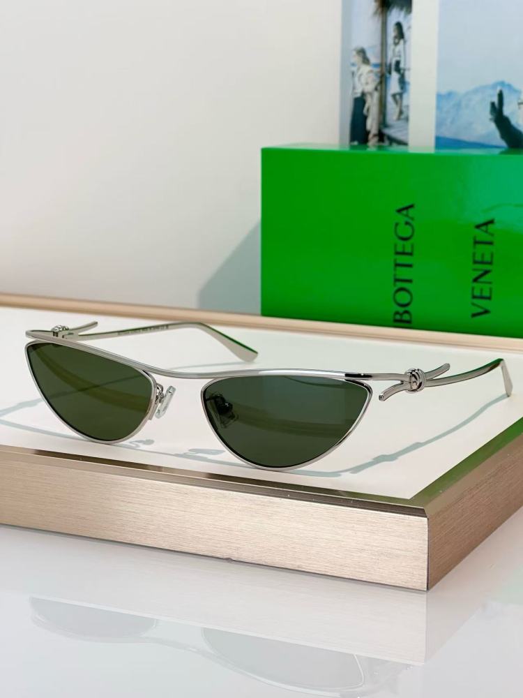Bottega Veneta Sunglasses