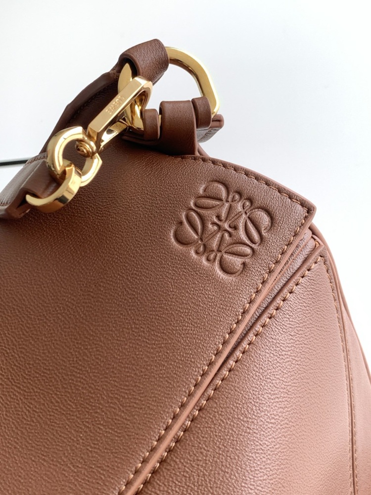 Loewe puzzle