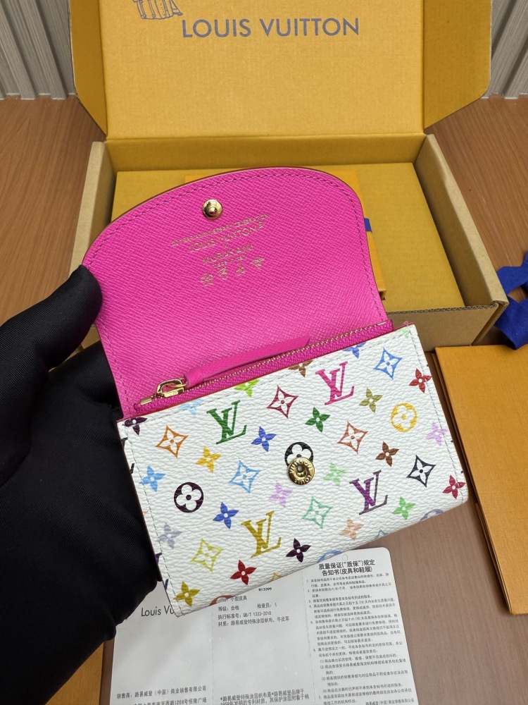 LV cardholder 