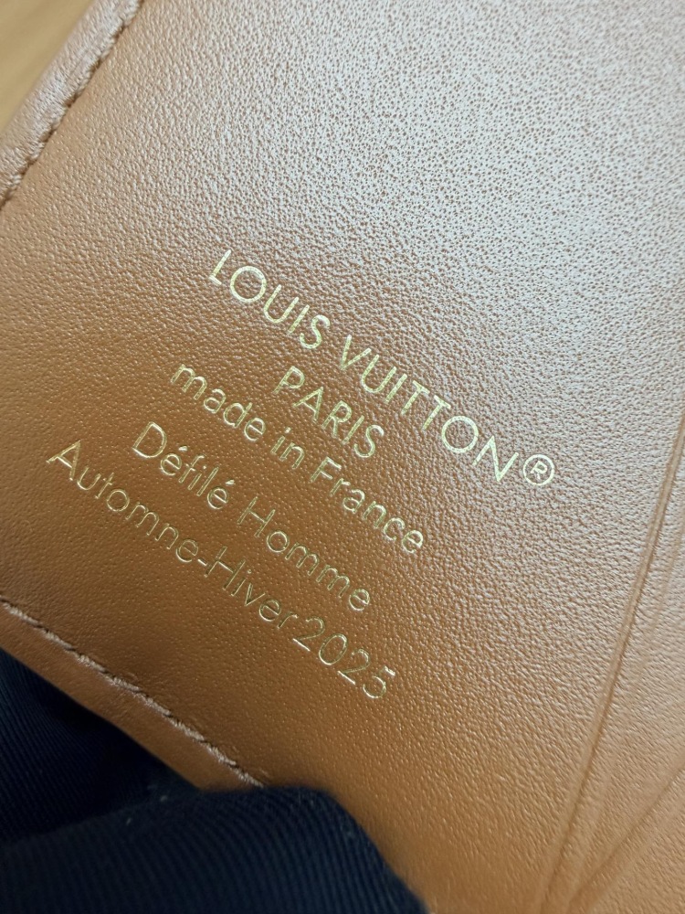 LV passport holder 