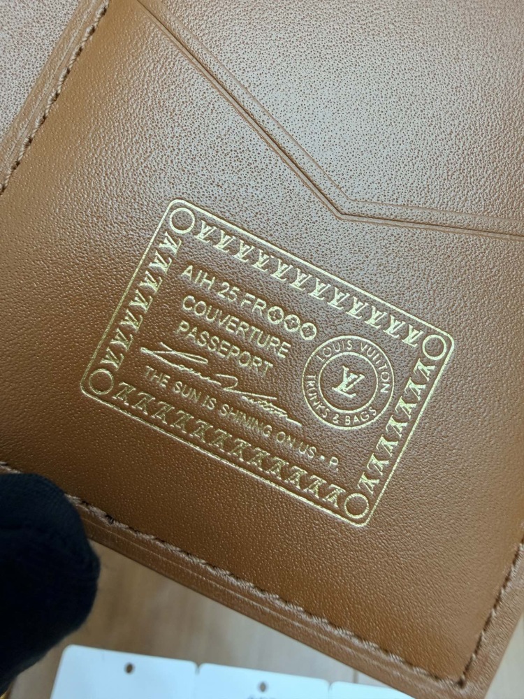 LV passport holder 