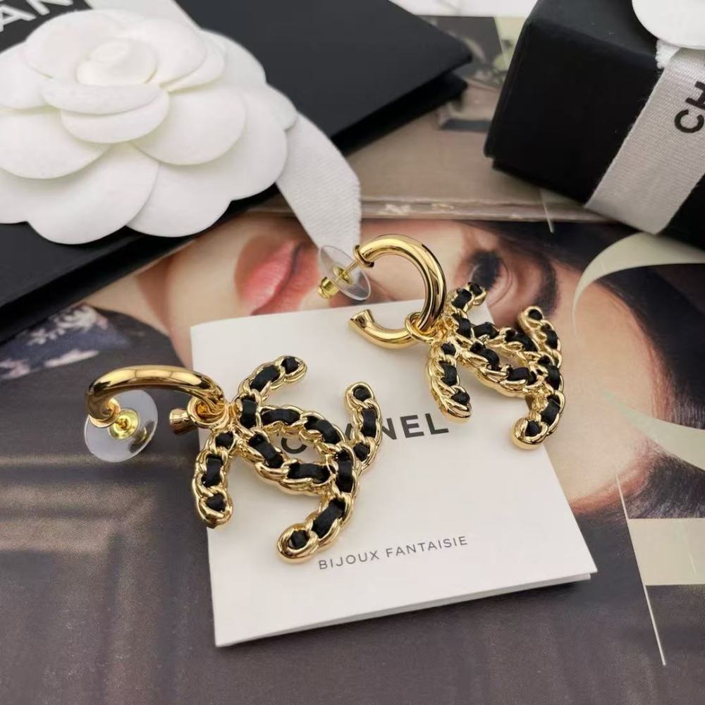 Top grade chanel earring