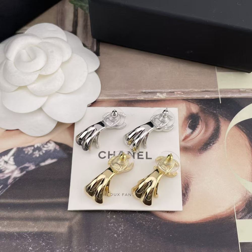 Top grade chanel earring