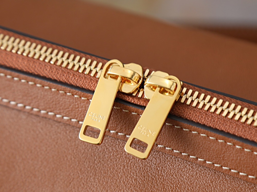 Celine Doctor pouch