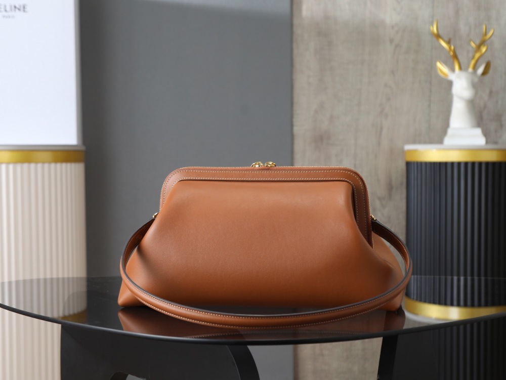 Celine Doctor pouch