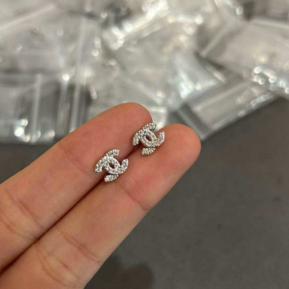 chanel mini earring