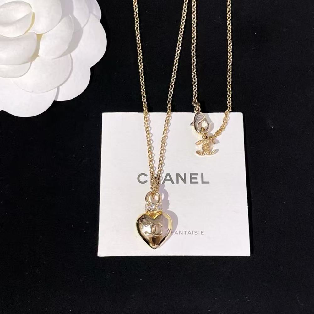 chanel necklace