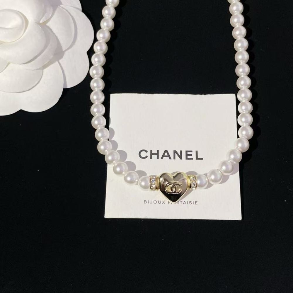 chanel necklace