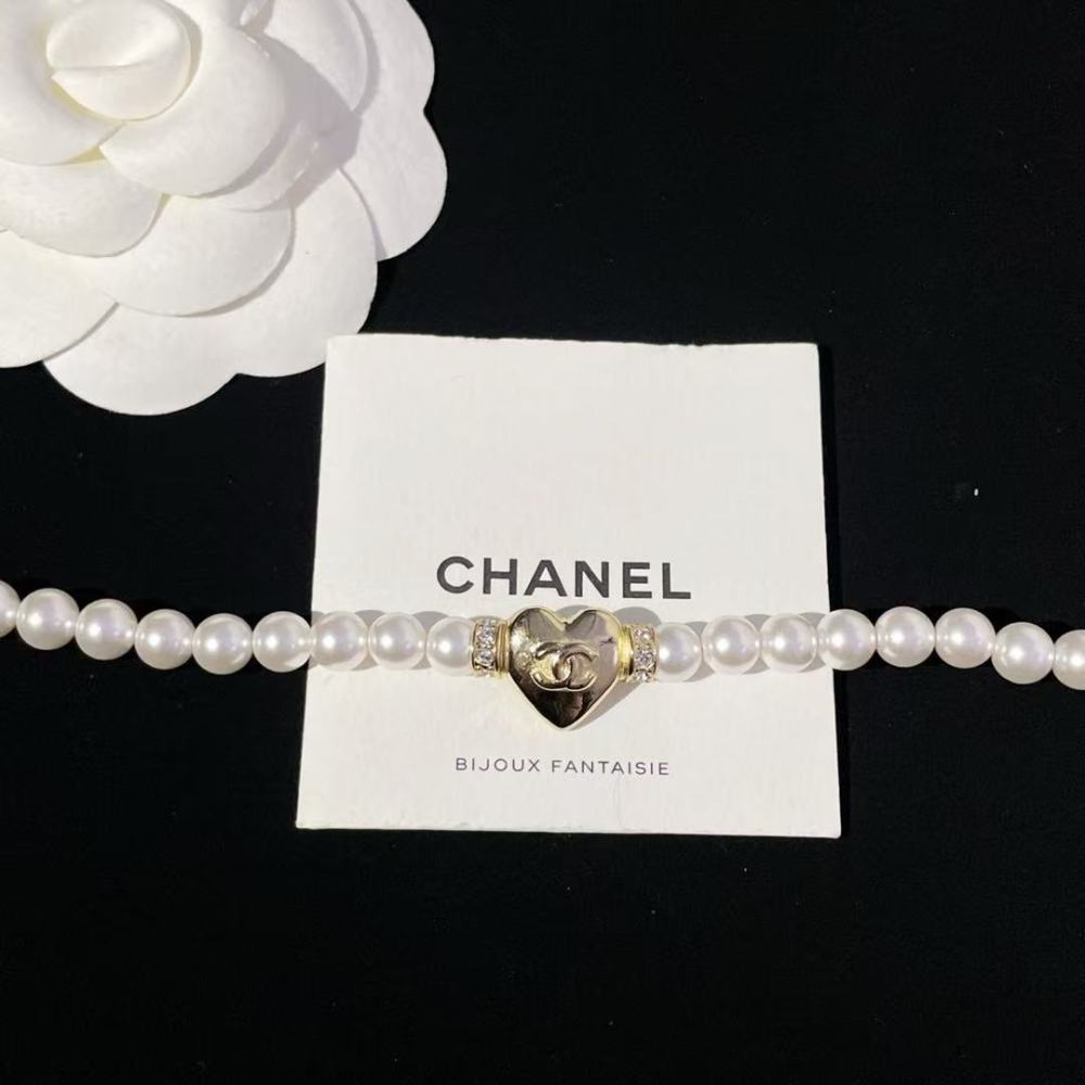 chanel necklace