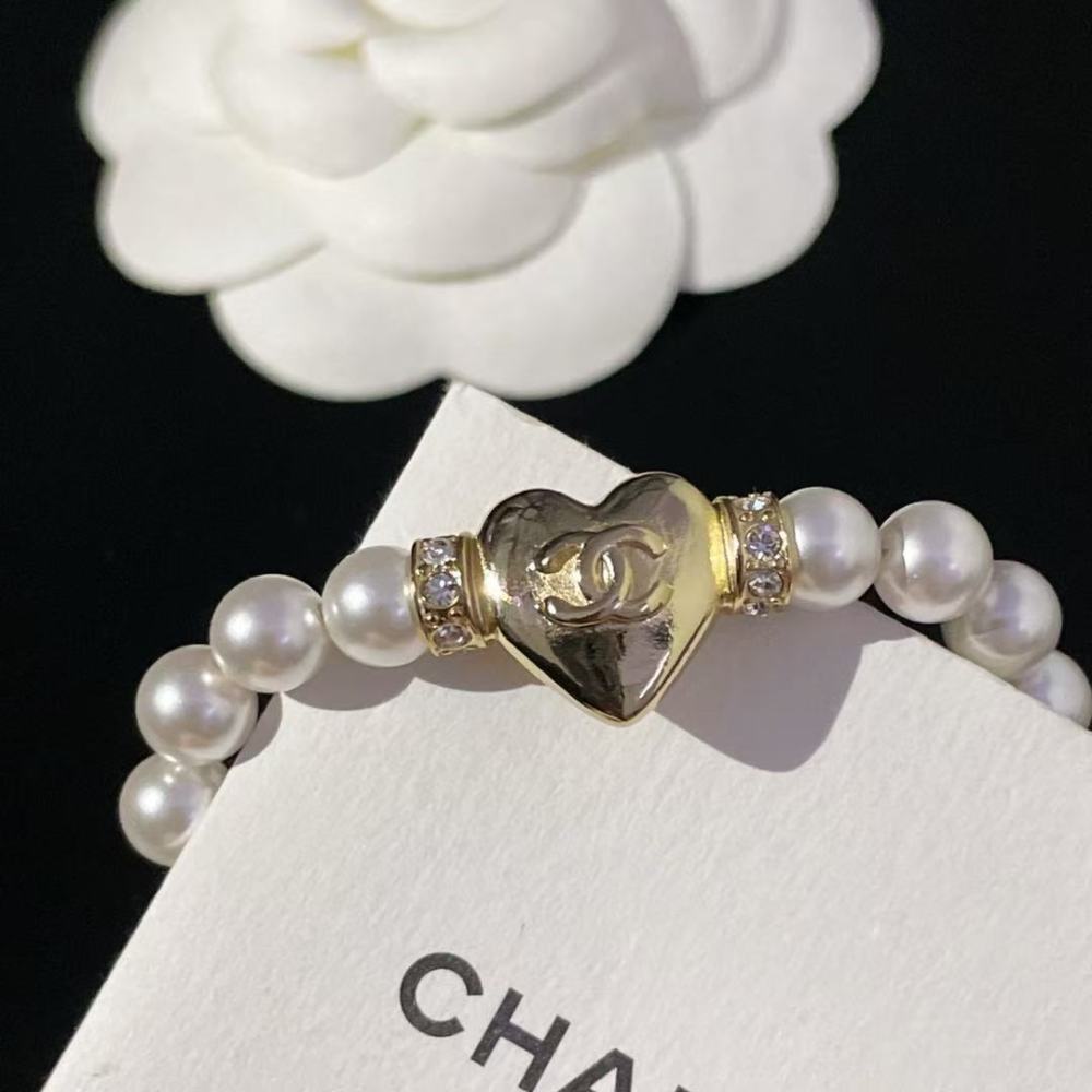 chanel necklace