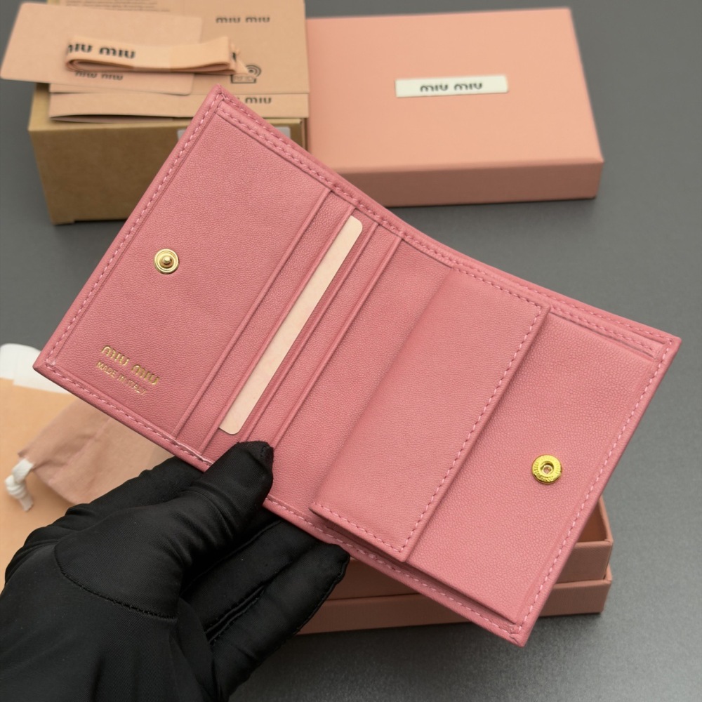 Miumiu wallet 