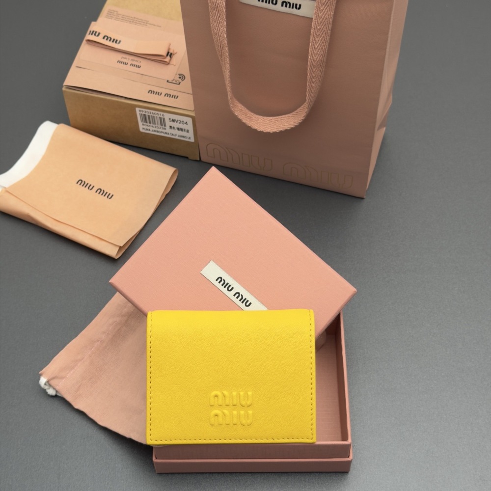 Miumiu wallet 