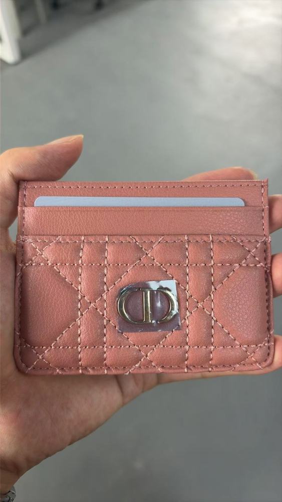 1:1 Dior cardholder