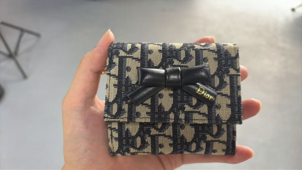 1:1 Dior wallet