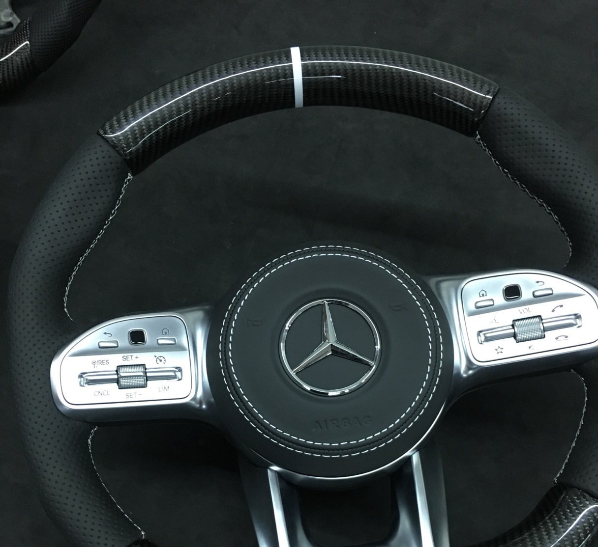 Mercedes-AMG Performance Steering Wheel | Carbon Fiber & Perforated Leather,OUE CARBON FIBER,Mercedes-AMG Performance Steering Wheel