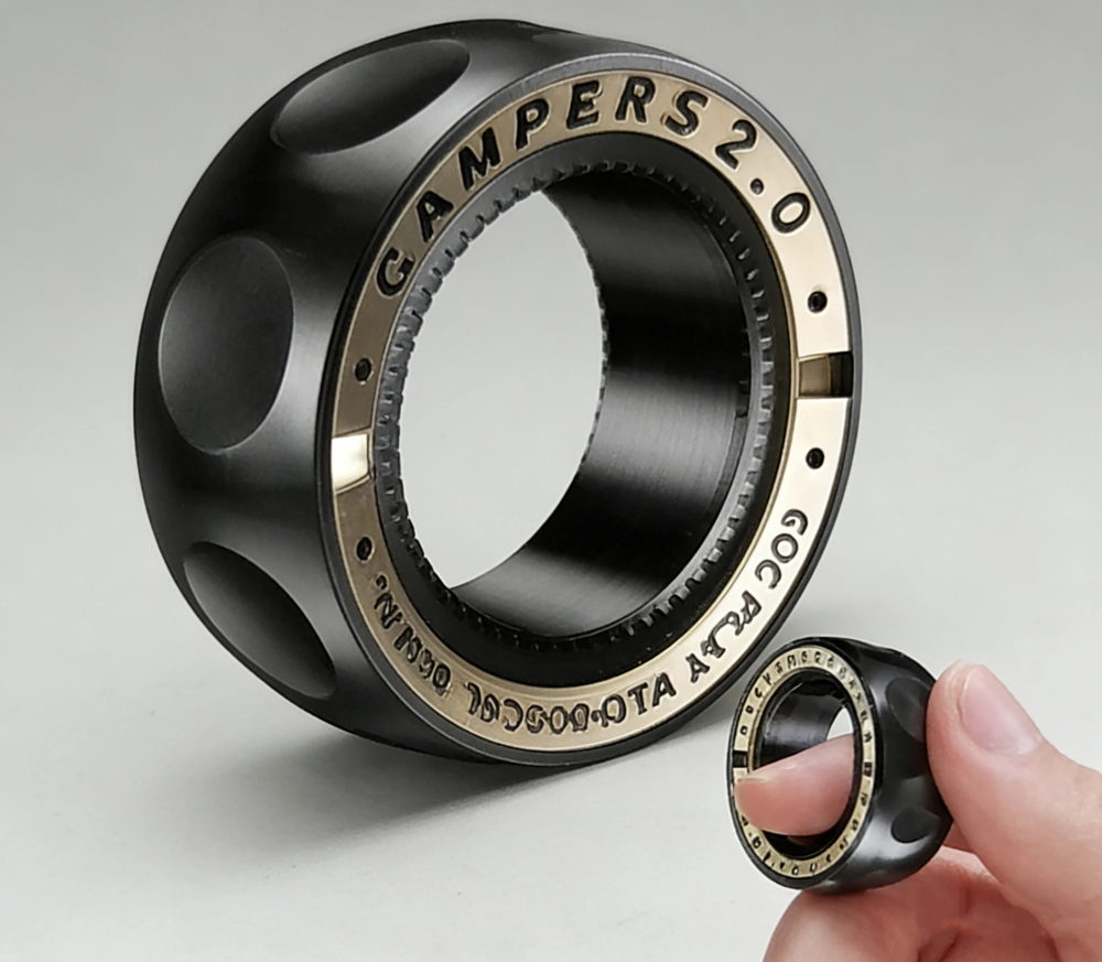 Magnetic ring toy
