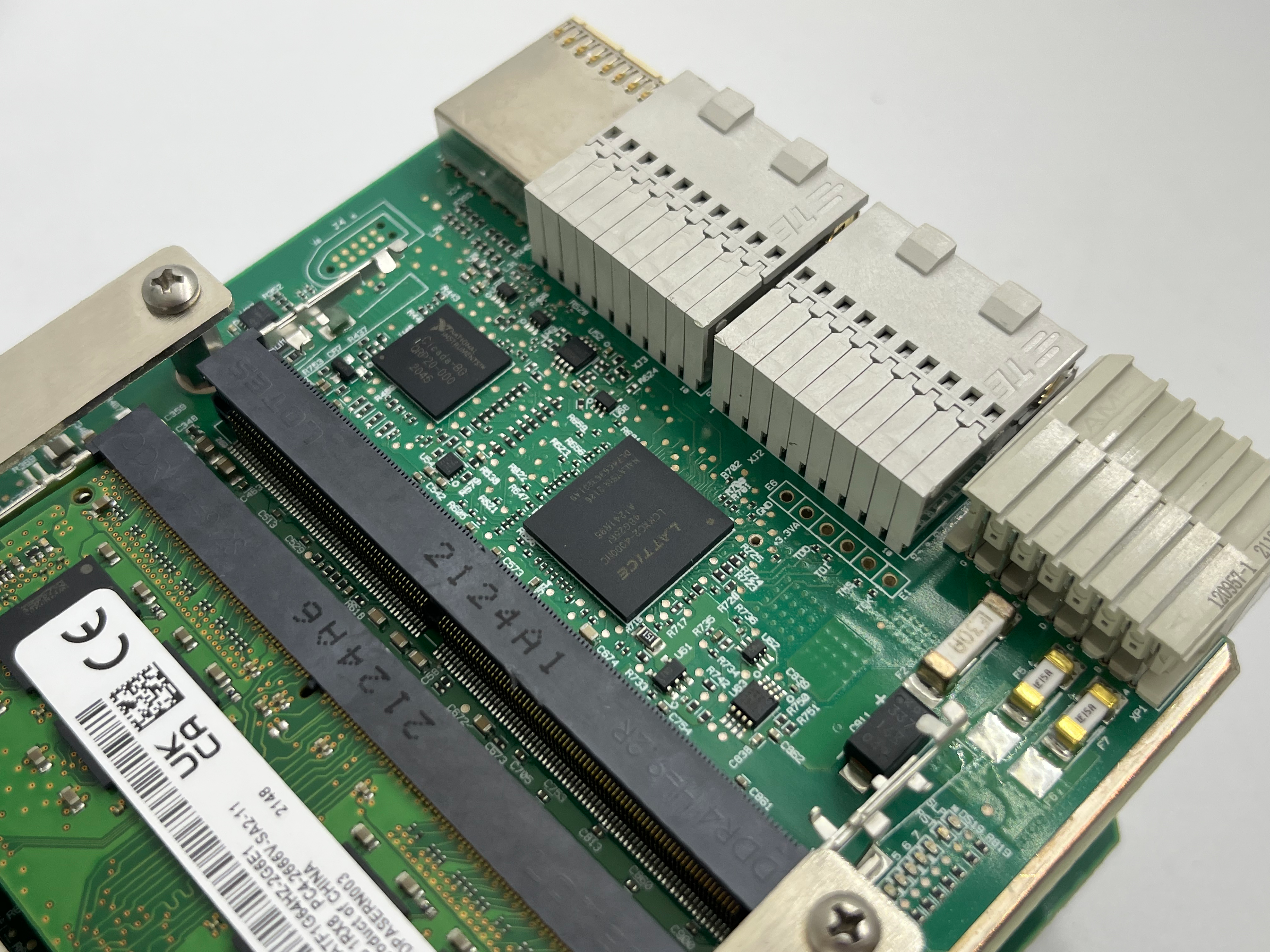 NI PXIe‑8861 785831 Xeon E3 PXIe Controller TB3 16GB/s Backplane,NI-Module,NI PXIe‑8861 785831 Xeon E3 PXIe Controller TB3 16GB/s Backplane