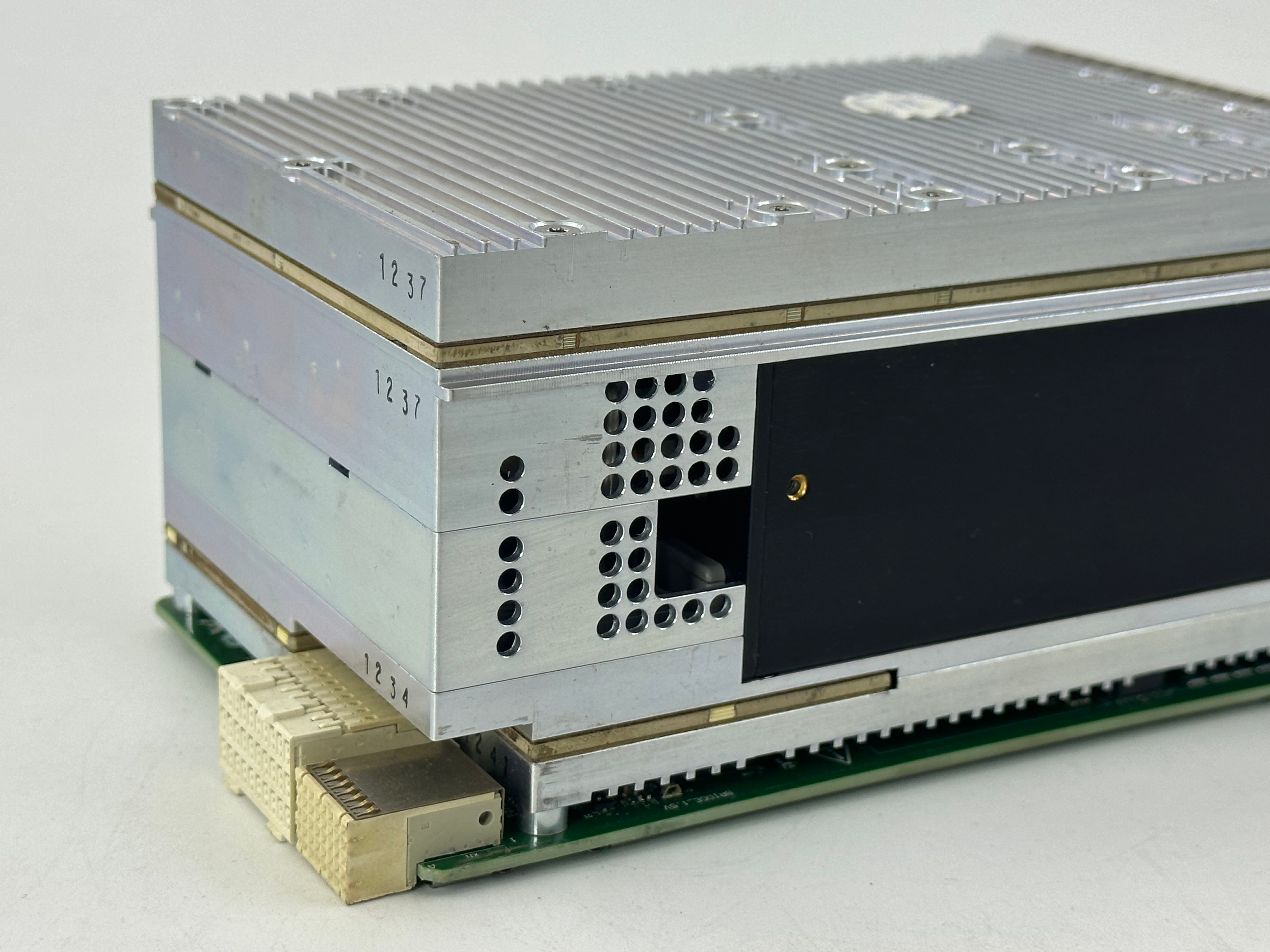 NI PXIe-5605 20MHz–14GHz RF Downconverter Front-End Module PN:781681-01,NI-Module,NI PXIe-5605 20MHz–14GHz RF Downconverter Front-End Module PN:781681-01