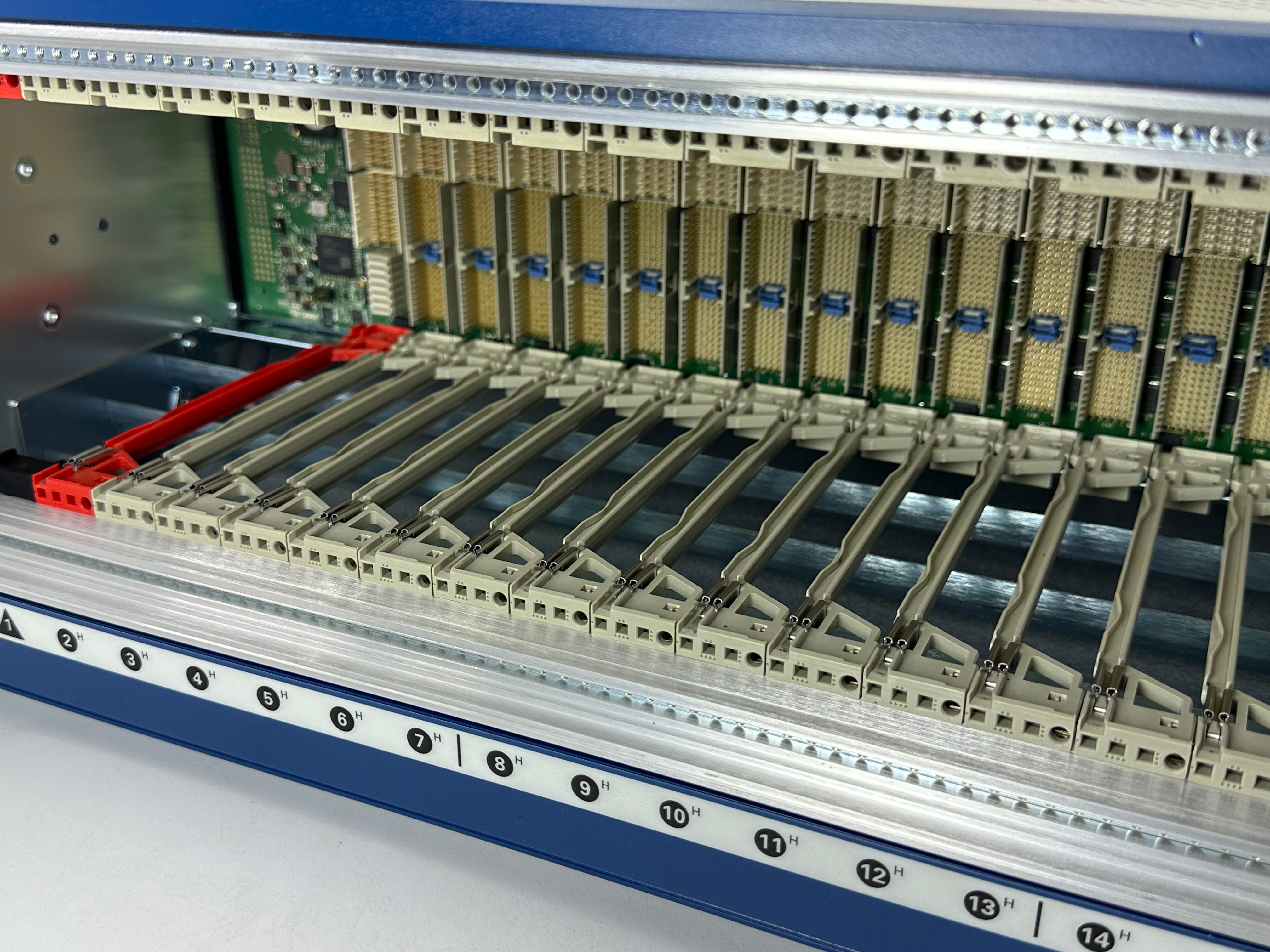 NI PXIe‑1084 784058-01 18-Slot PXIe Chassis 17 Hybrid Slots 4GB/s Backplane,NI-Module,NI PXIe‑1084 784058-01 18-Slot PXIe Chassis 17 Hybrid Slots 4GB/s Backplane