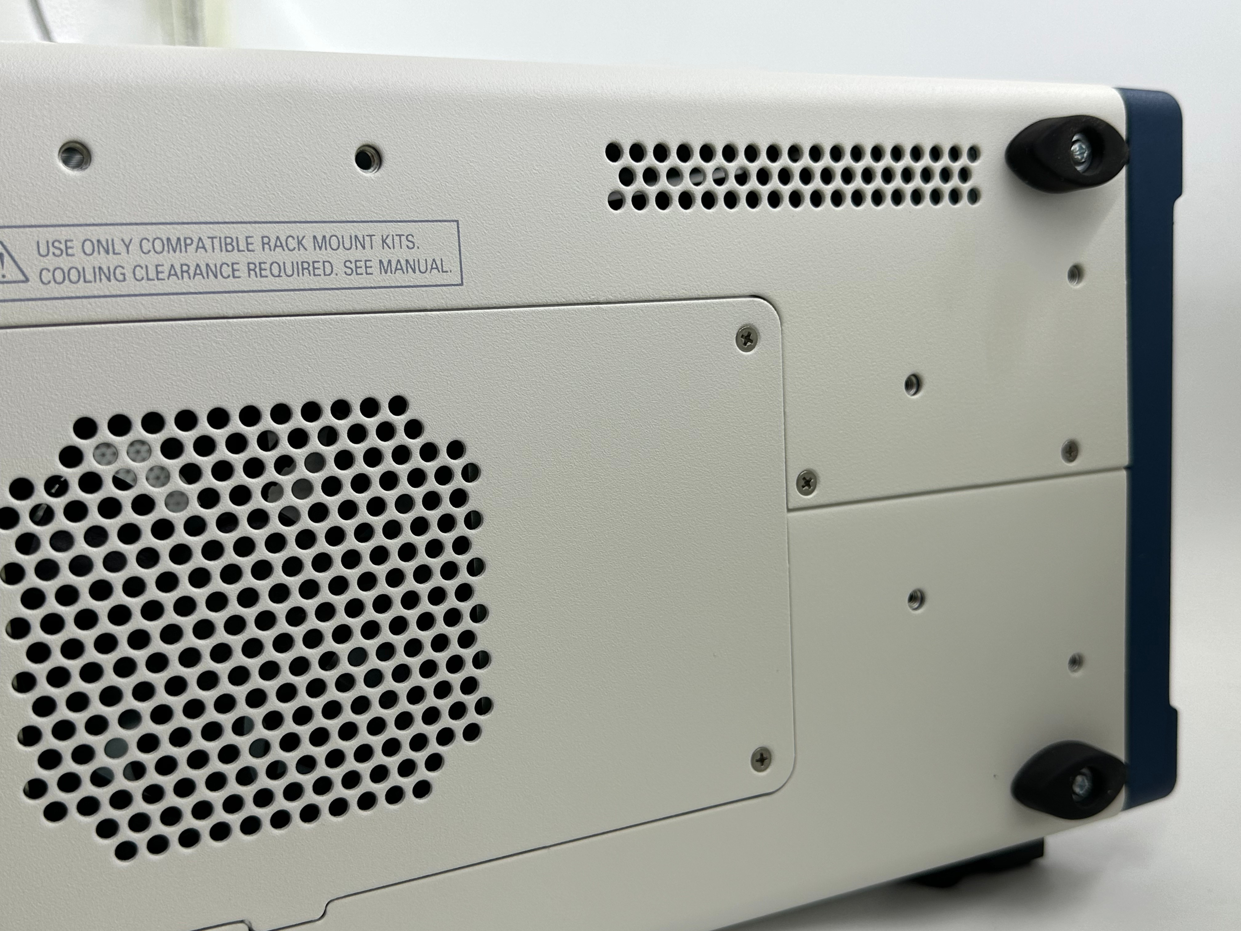 NI PXIe‑1084 784058-01 18-Slot PXIe Chassis 17 Hybrid Slots 4GB/s Backplane,NI-Module,NI PXIe‑1084 784058-01 18-Slot PXIe Chassis 17 Hybrid Slots 4GB/s Backplane