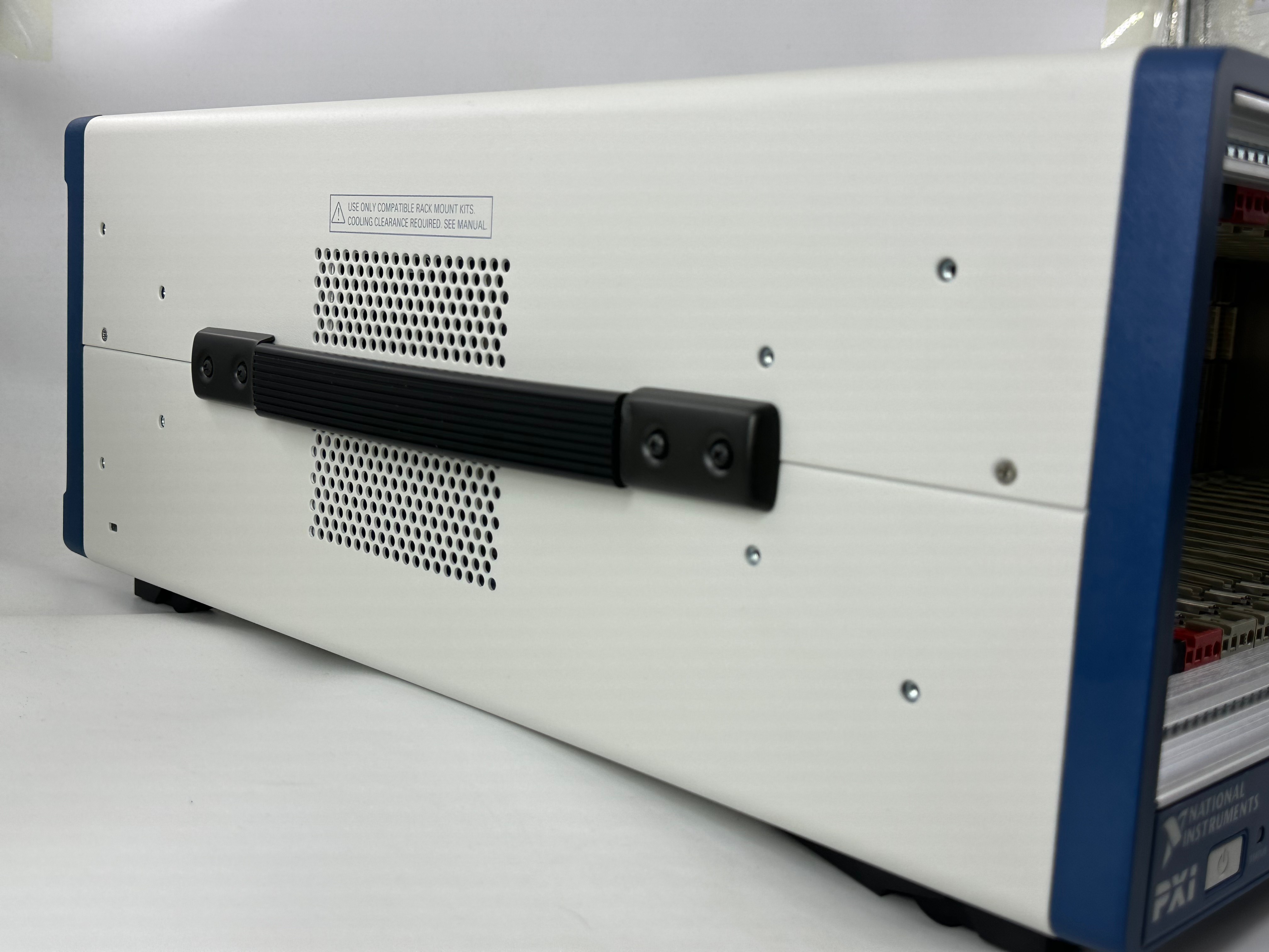 NI PXIe‑1084 784058-01 18-Slot PXIe Chassis 17 Hybrid Slots 4GB/s Backplane,NI-Module,NI PXIe‑1084 784058-01 18-Slot PXIe Chassis 17 Hybrid Slots 4GB/s Backplane