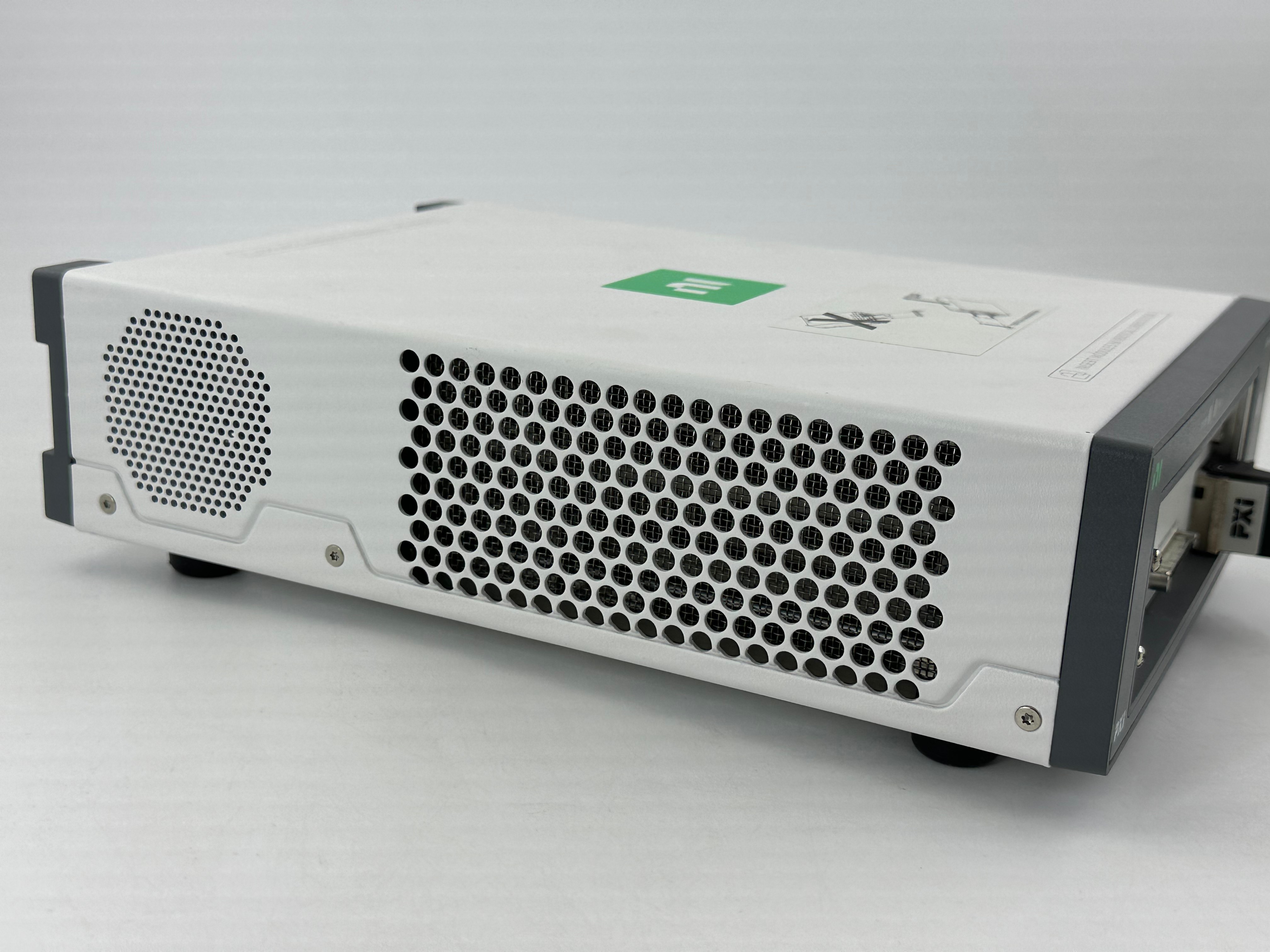 NI PXIe‑1090(787040-01)+PXIe‑6570 Digital Pattern Tester Thunderbolt3 PXIe Kit,NI-Module,NI PXIe‑1090(787040-01)+PXIe‑6570 Digital Pattern Tester Thunderbolt3 PXIe Kit