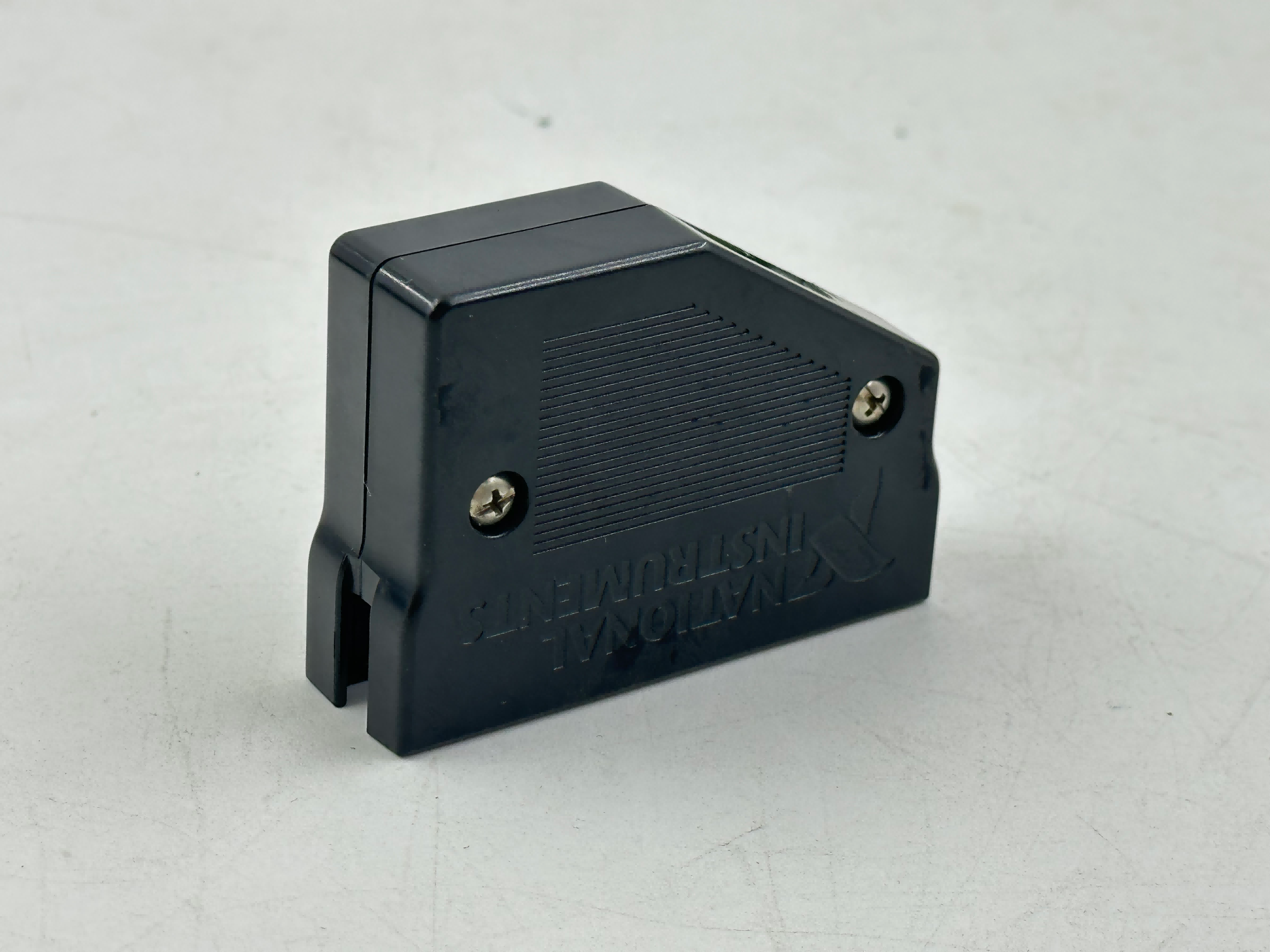 NI 9940 Strain Relief Safety Backshell for 36-Pos C Series Spring Terminal PN:779567-01,NI-Module,NI 9940 Strain Relief Safety Backshell for 36-Pos C Series Spring Terminal PN:779567-01