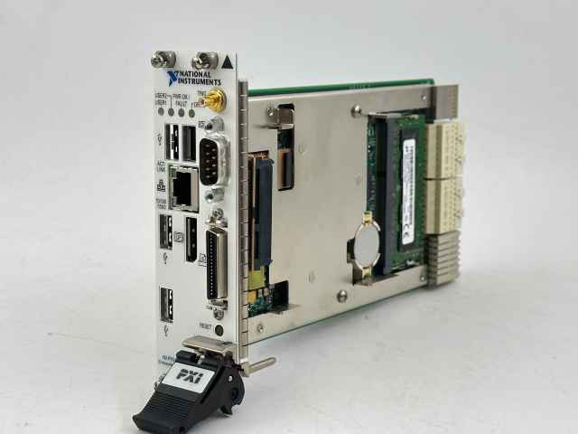 NI PXIe-8820 2-Slot PXIe Embedded Controller PN:782920-04,NI-Module,NI PXIe-8820 2-Slot PXIe Embedded Controller PN:782920-04