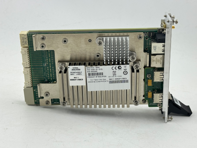 NI PXIe-8820 2-Slot PXIe Embedded Controller PN:782920-04,NI-Module,NI PXIe-8820 2-Slot PXIe Embedded Controller PN:782920-04