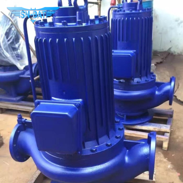 Насос для трубопровода с герметичным двигателем