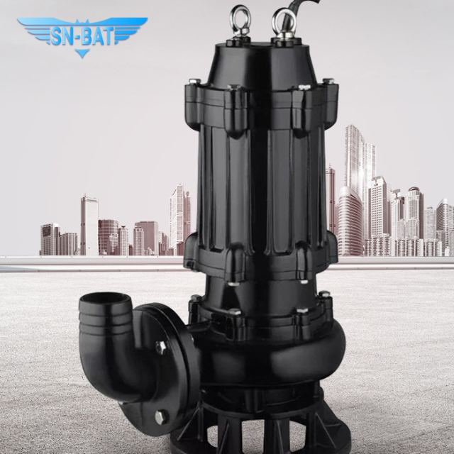 Погружной насос для сточных вод, предотвращающий засорение.