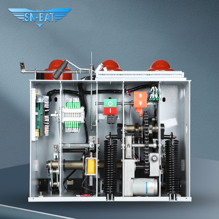 Medium-voltage Vacuum Circuit Breaker