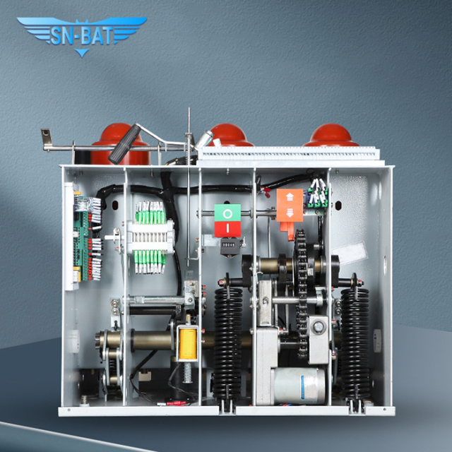 Medium-voltage Vacuum Circuit Breaker