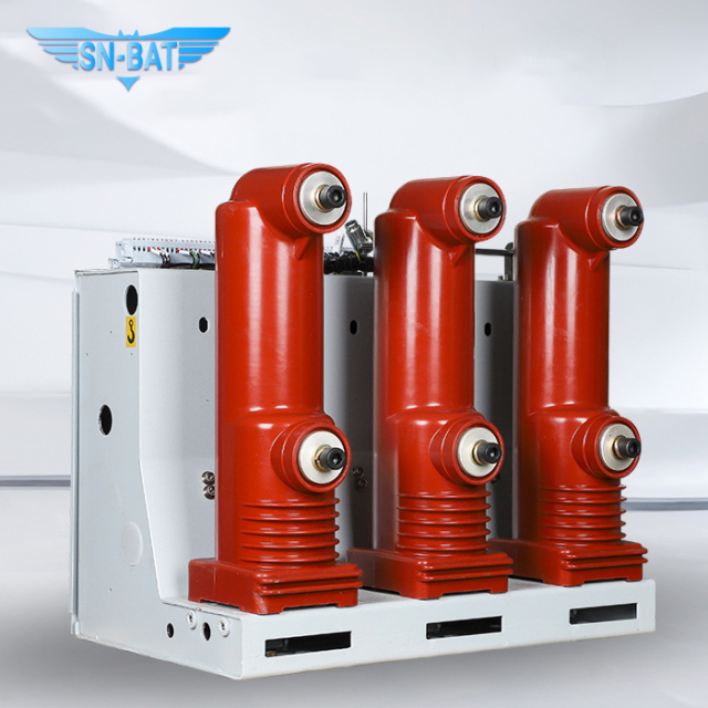 Medium-voltage Vacuum Circuit Breaker