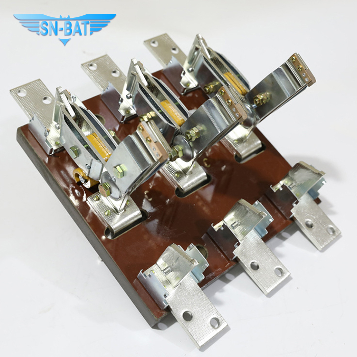 Low-voltage Isolating Switch