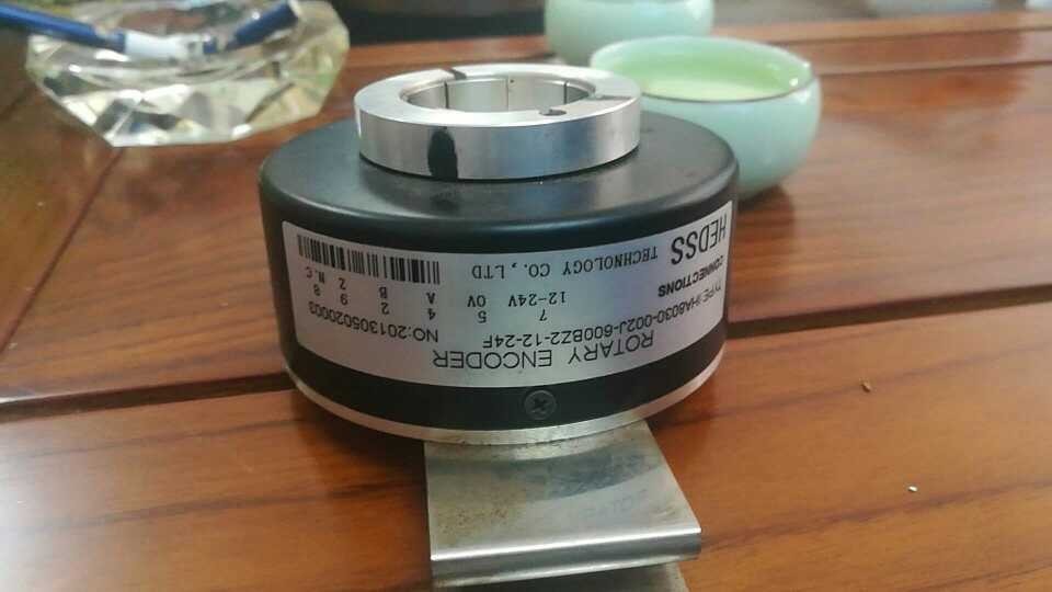 IHA8030-002J-600BZ2-12-24F encoder