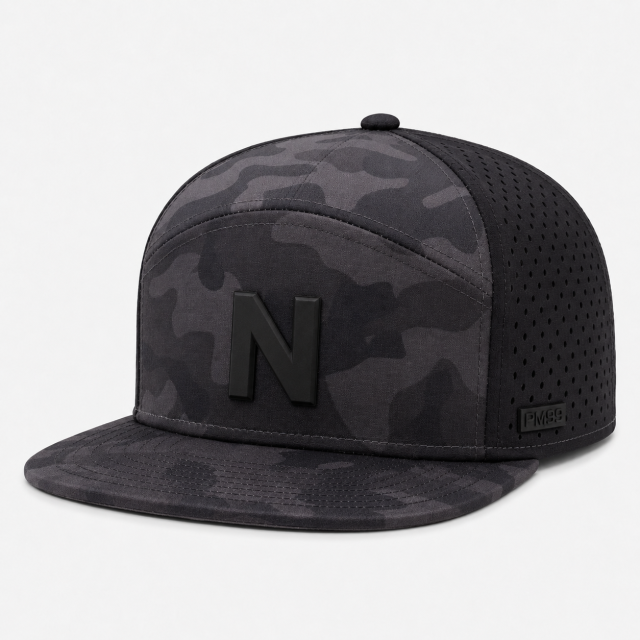 ブラックゴルフハット、www.nearlonggolf.com、レーザーカットパネル付きブラックカモパフォーマンスゴルフハット