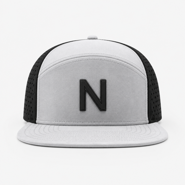 5パネルゴルフハット、www.nearlonggolf.com、パンチング加工パネル付きブラック＆ホワイト5パネルゴルフハット