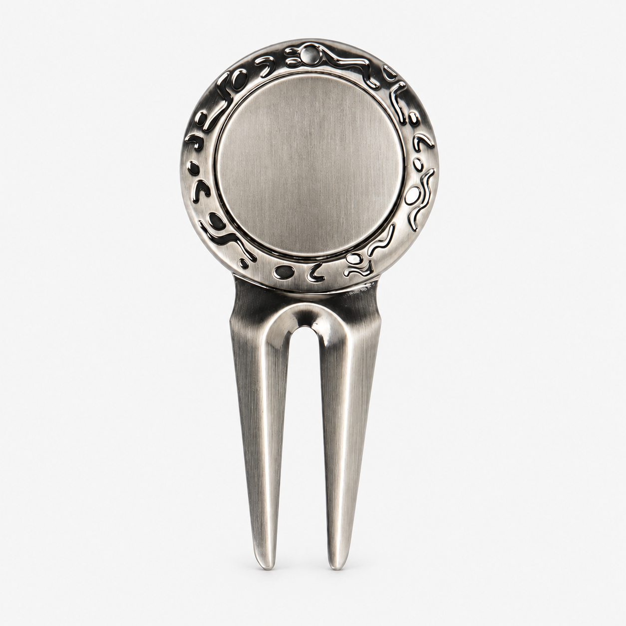 Metal golf divot tool back view for custom logo engraving
