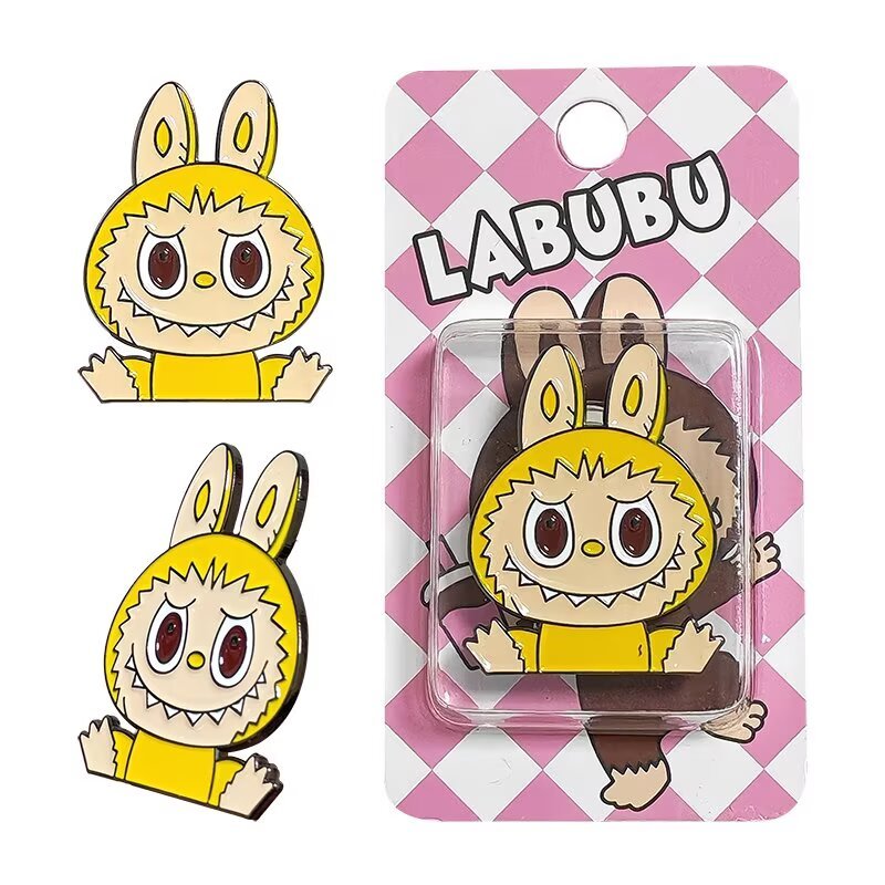 Custom golf ball marker and hat clip set with yellow character metal marker and retail packaging

中文ALT