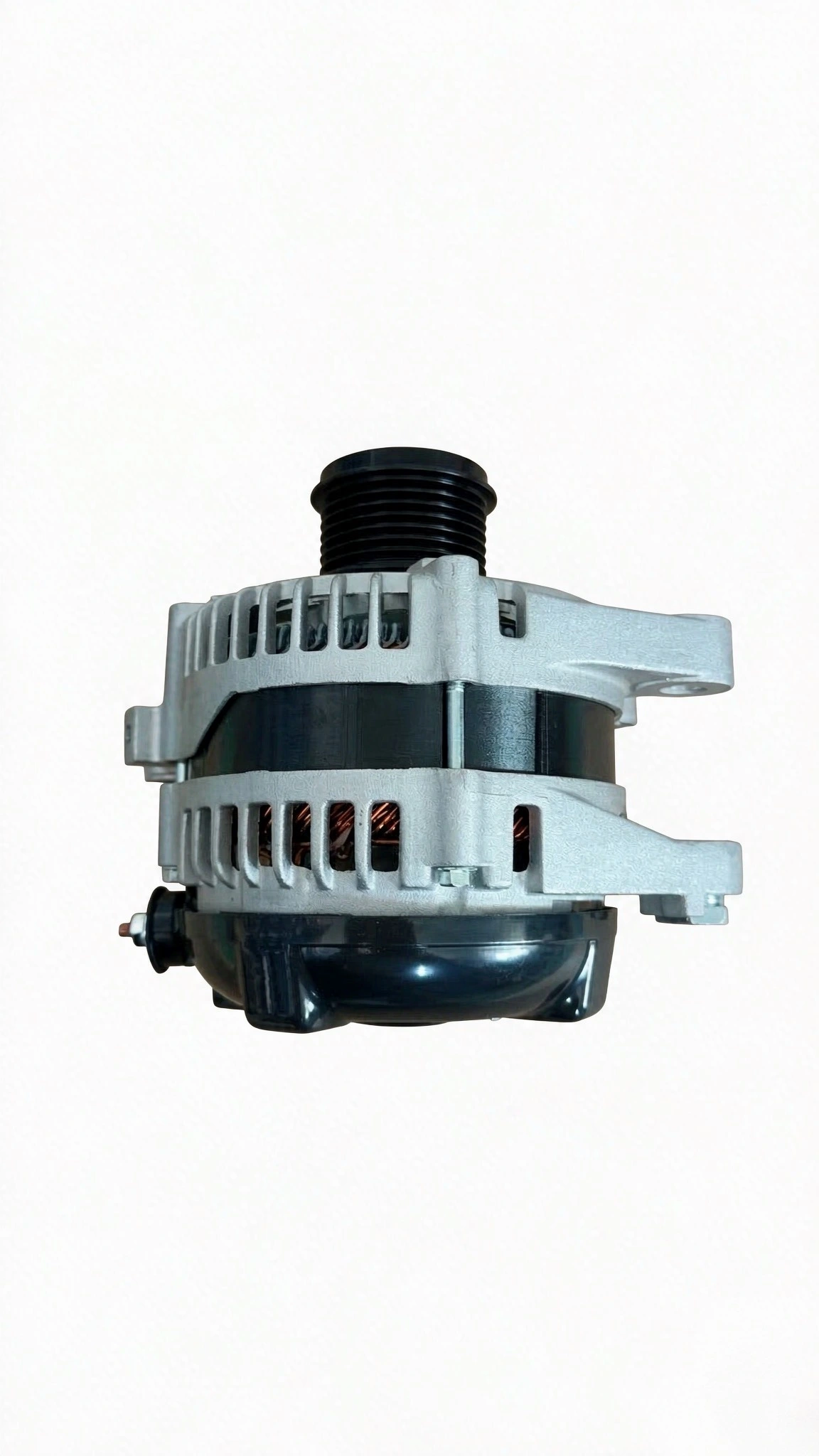HXM-0020 12V 130A Toyota alternator with clockwise rotation, product view