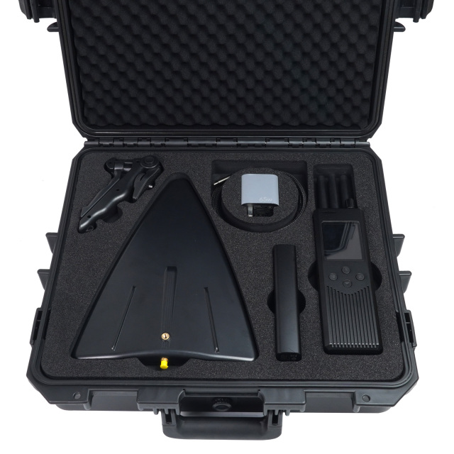 SIG-W03 3KM Wearable Dron Detector 2.4GHz 5.8GHz Technology Directional Detection Antenna Identification Alerting for UAV FPV DJI AUTEL,Your low-altitude defense expert,SIG-W03