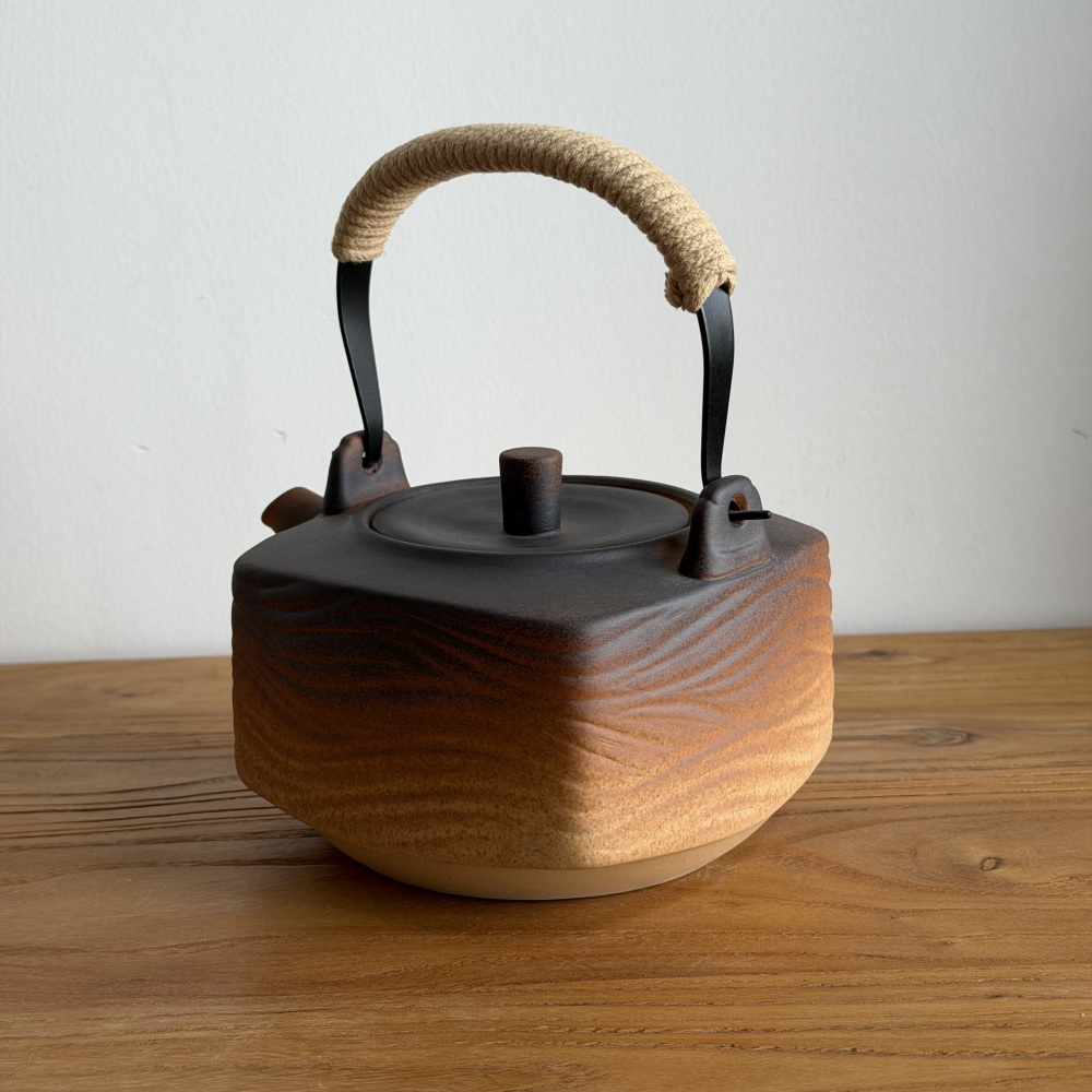800ml Stovetop Safe Raw Ore Clay Top Handle Teapot, Unique Square Shape Wave Texture Handcrafted Gradient Glaze Pottery Tea Kettle with Heat-Resistant Hemp Wrapped Handle, Open Flame Safe for Loose Leaf Tea Brewing