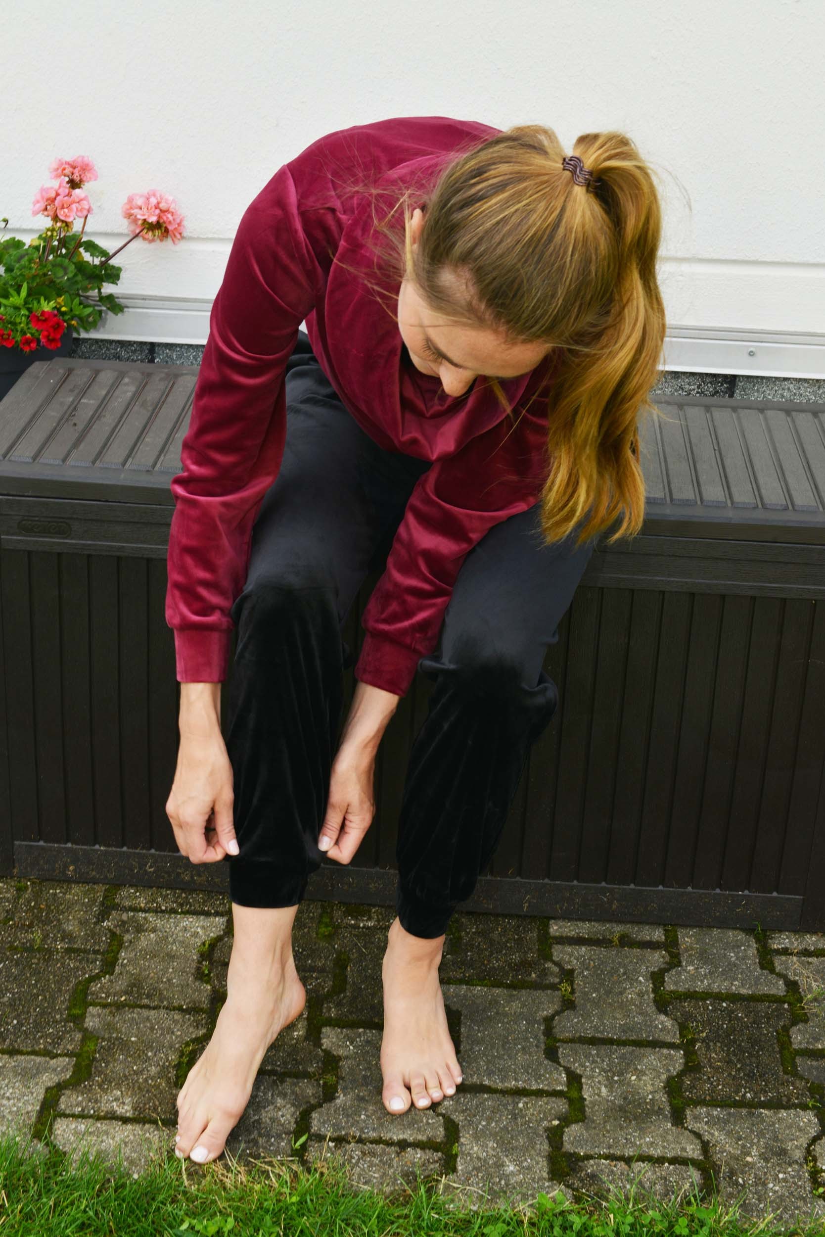 RAIKOU Schlafanzug Damen Trainingsanzug Jogginganzug Fitnessanzug mit Strassstenen