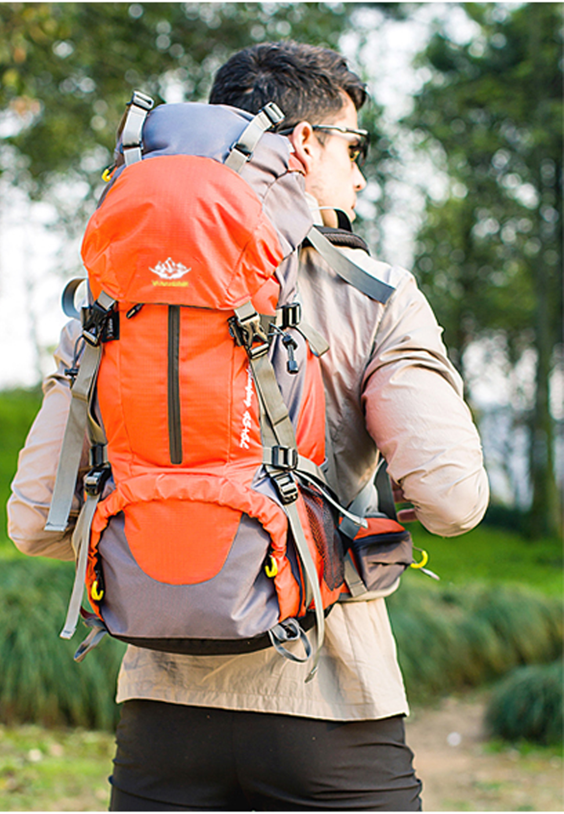Maity Wanderrucksack 50L MOLLE, Trekkingrucksack,Wasserdicht, Reisetasche Ultralight Atmungsaktives  Tragesystem